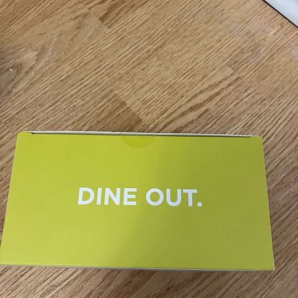 SOLD - Set of 4 New and Unused Plastic Stemless Wine Glasses - Picture 2 of 9